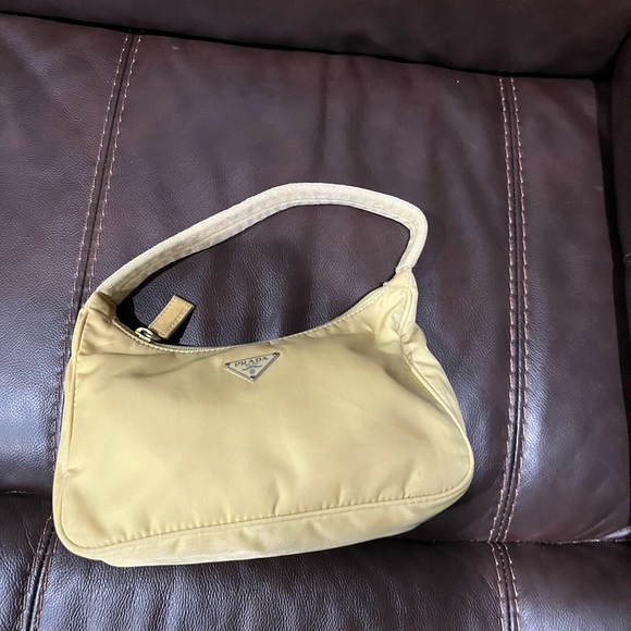 Prada nylon bag yellow - Picture 2 of 11